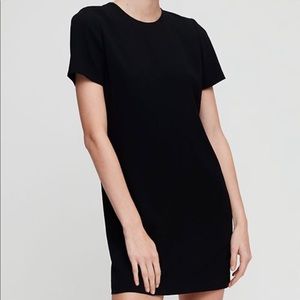 Aritzia black short sleeve shift dress